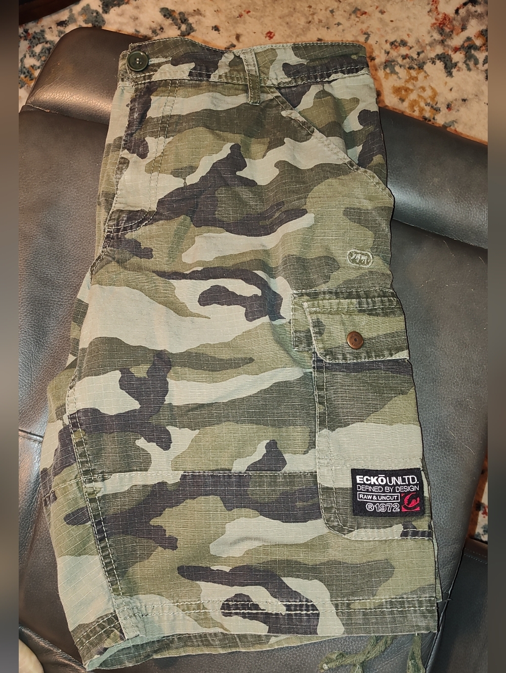 VTG Ecko Unltd Cargo Shorts Mens Sz 34 Camo Canvas Hip Hop Baggy Grunge Y2K - Picture 2 of 6